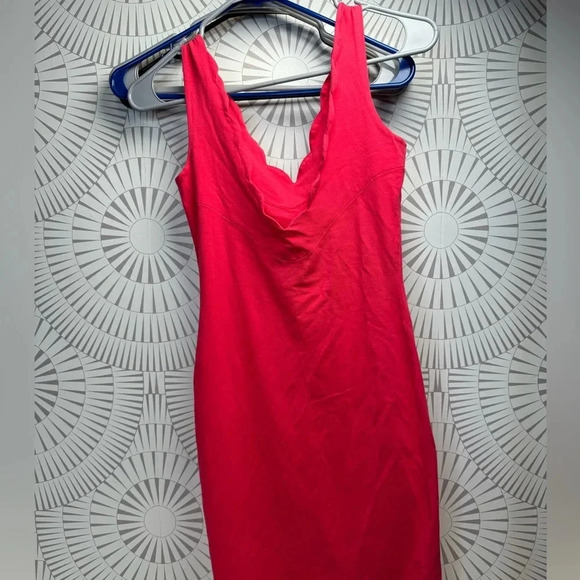 ASOS Women’s Jersey Body Hugging Dress Size 4‎ V-Neck Scalloped Edges - Picture 4 of 6